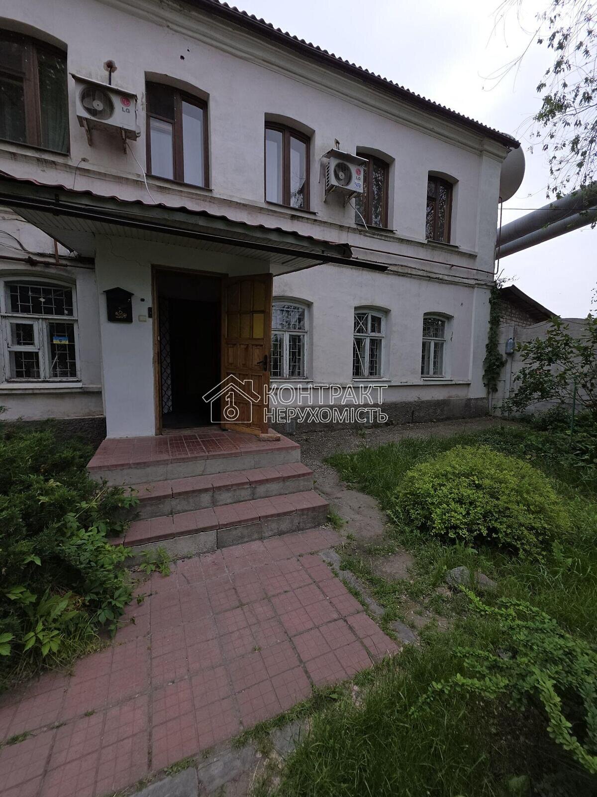 Продаж трикімнатної квартири в Харкові, на вул. Кооперативна, район Центр фото 1 Продаж трикімнатної квартири в Харкові, на вул. Кооперативна, район Центр фото 1
