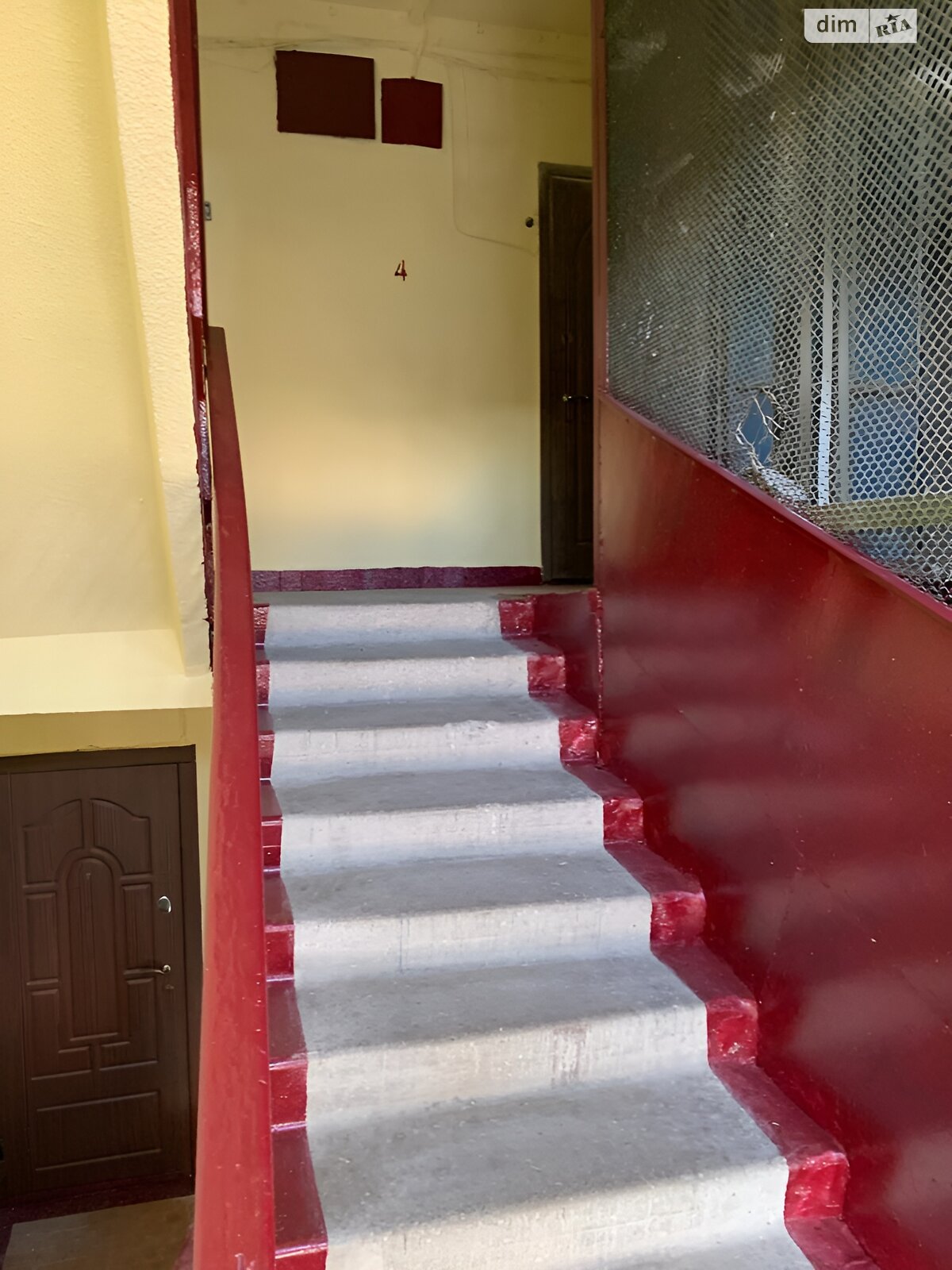 Продаж трикімнатної квартири в Харкові, на вул. Павла Тичини 26, район Основа фото 1 Продаж трикімнатної квартири в Харкові, на вул. Павла Тичини 26, район Основа фото 1
