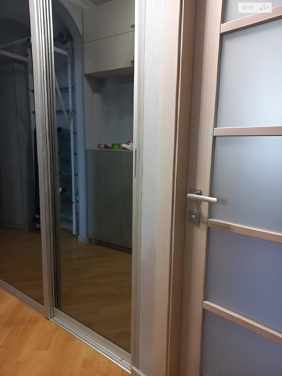 Продаж трикімнатної квартири в Харкові, на просп. Аерокосмічний 60, район Основ’янський фото 1 Продаж трикімнатної квартири в Харкові, на просп. Аерокосмічний 60, район Основ’янський фото 1