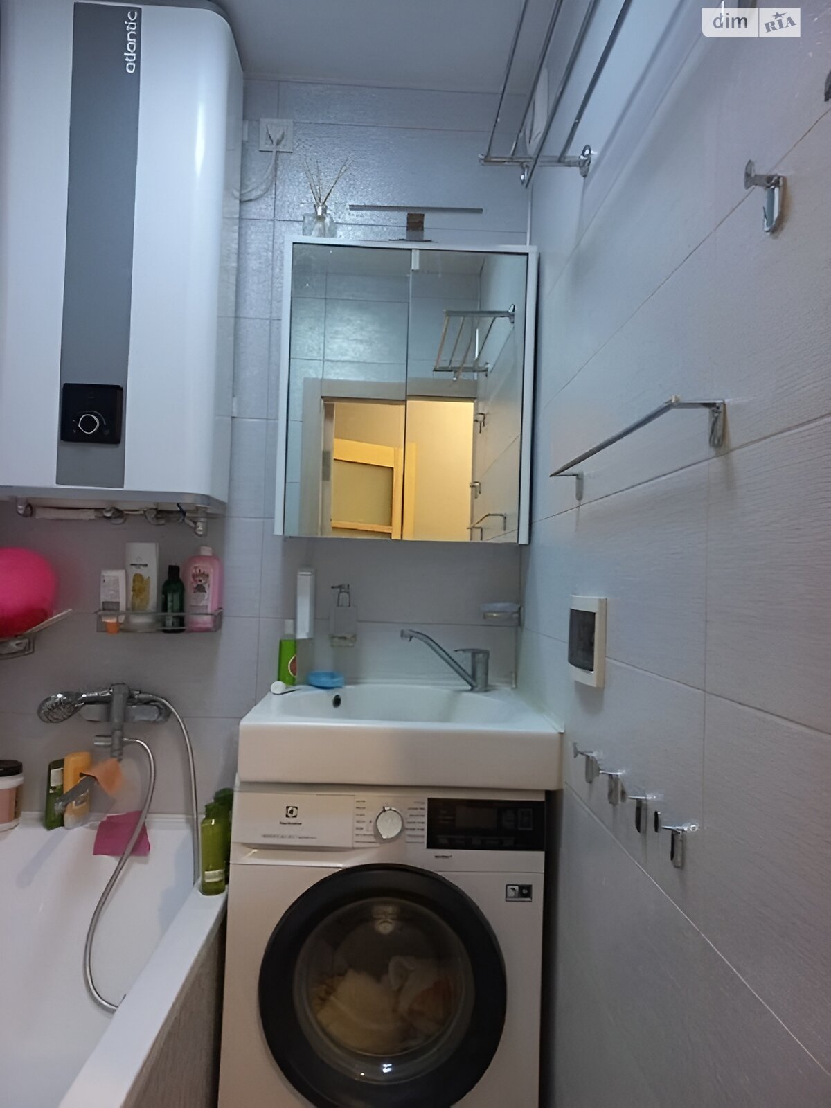 Продаж трикімнатної квартири в Харкові, на просп. Аерокосмічний 60, район Основ’янський фото 1 Продаж трикімнатної квартири в Харкові, на просп. Аерокосмічний 60, район Основ’янський фото 1