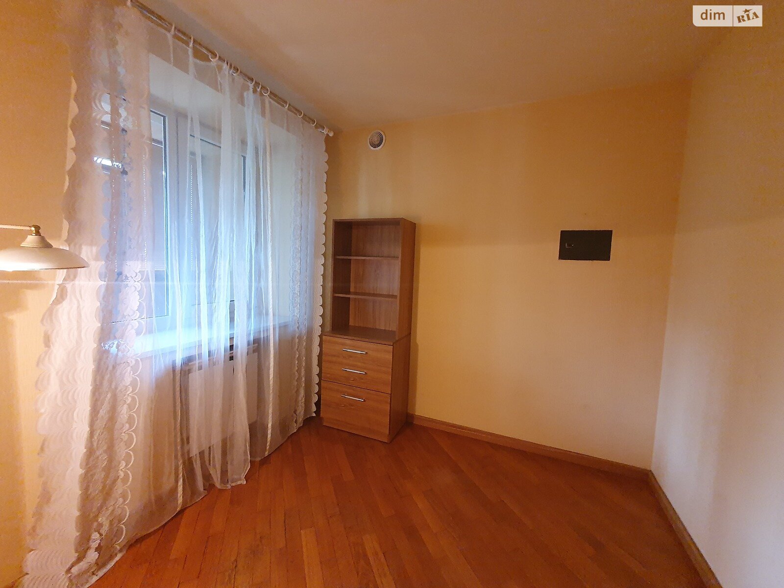 Продаж трикімнатної квартири в Харкові, на просп. Аерокосмічний 54, район Основ’янський фото 1 Продаж трикімнатної квартири в Харкові, на просп. Аерокосмічний 54, район Основ’янський фото 1