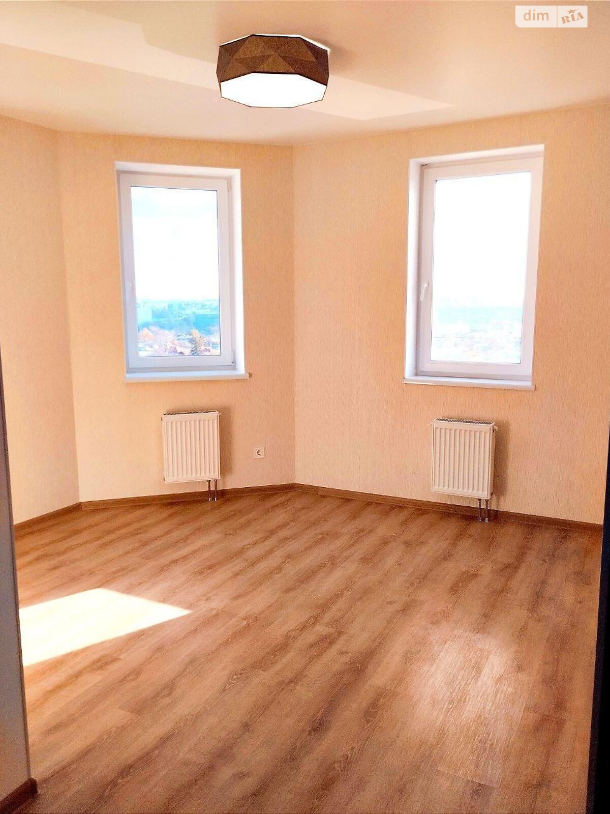 Продажа двухкомнатной квартиры в Харькове, на ул. Заливная, район Левада фото 1 Продажа двухкомнатной квартиры в Харькове, на ул. Заливная, район Левада фото 1