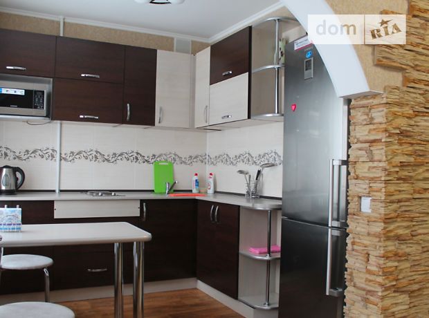 Продажа однокомнатной квартиры в Харькове, на просп. Гагарина 66, район Основянский фото 1 Продажа однокомнатной квартиры в Харькове, на просп. Гагарина 66, район Основянский фото 1