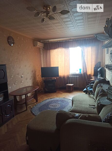 Продажа трехкомнатной квартиры в Харькове, на просп. Гагарина 46, район Основянский фото 1