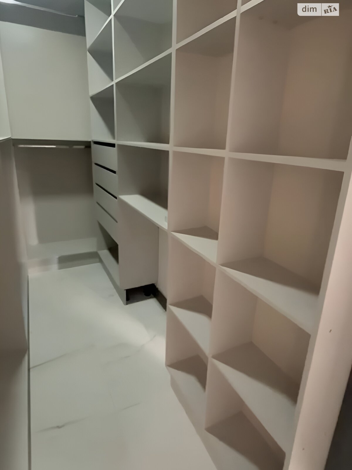 Продаж трикімнатної квартири в Харкові, на вул. Клочківська 117, район Павлівка фото 1 Продаж трикімнатної квартири в Харкові, на вул. Клочківська 117, район Павлівка фото 1