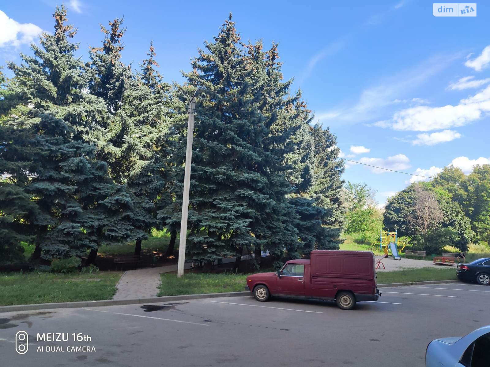 Продажа однокомнатной квартиры в Харькове, на ул. Лозовская 5, район Павловка фото 1 Продажа однокомнатной квартиры в Харькове, на ул. Лозовская 5, район Павловка фото 1