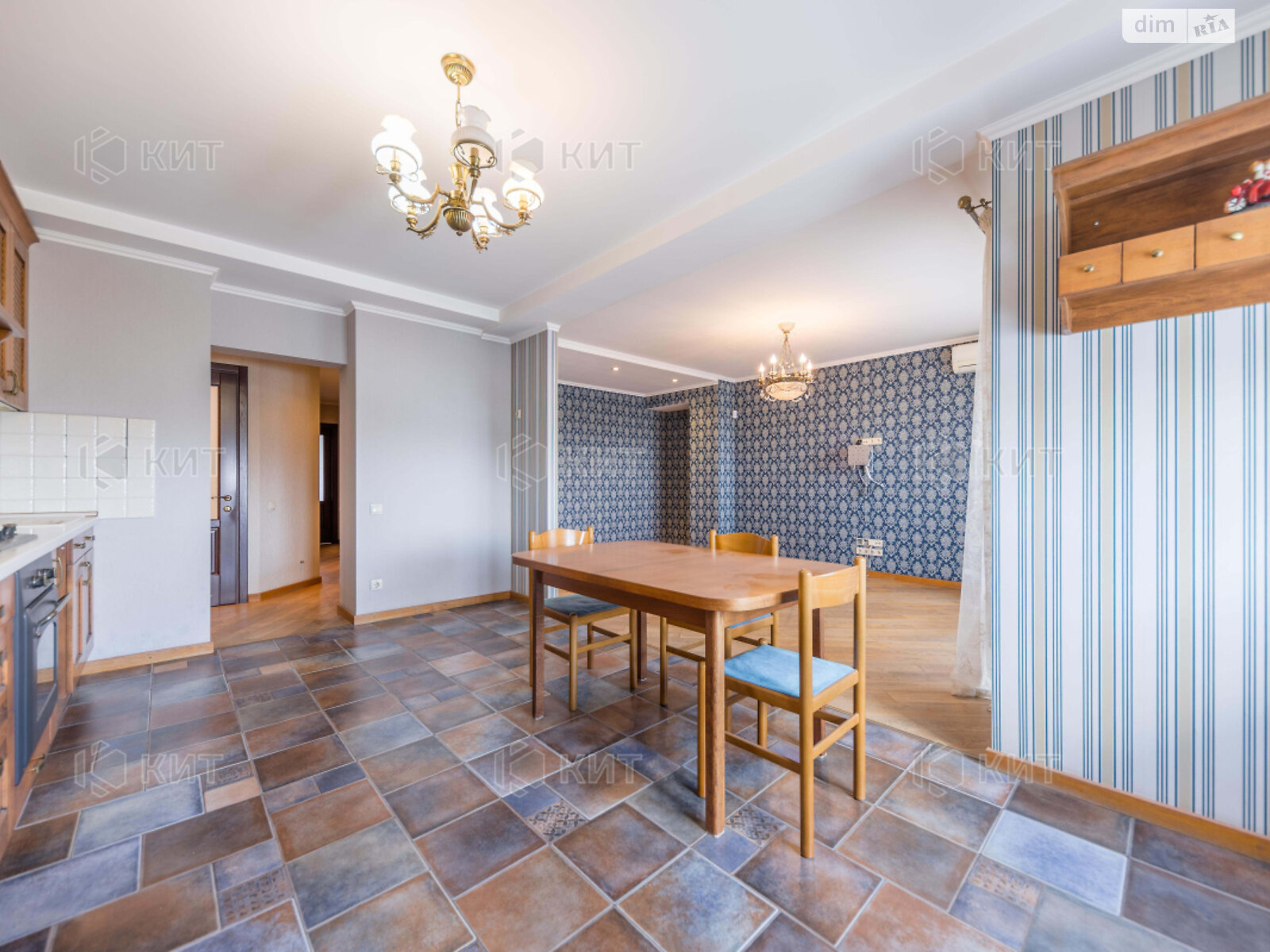 Продаж чотирикімнатної квартири в Харкові, на вул. Сухумська 24, район Павлівка фото 1 Продаж чотирикімнатної квартири в Харкові, на вул. Сухумська 24, район Павлівка фото 1