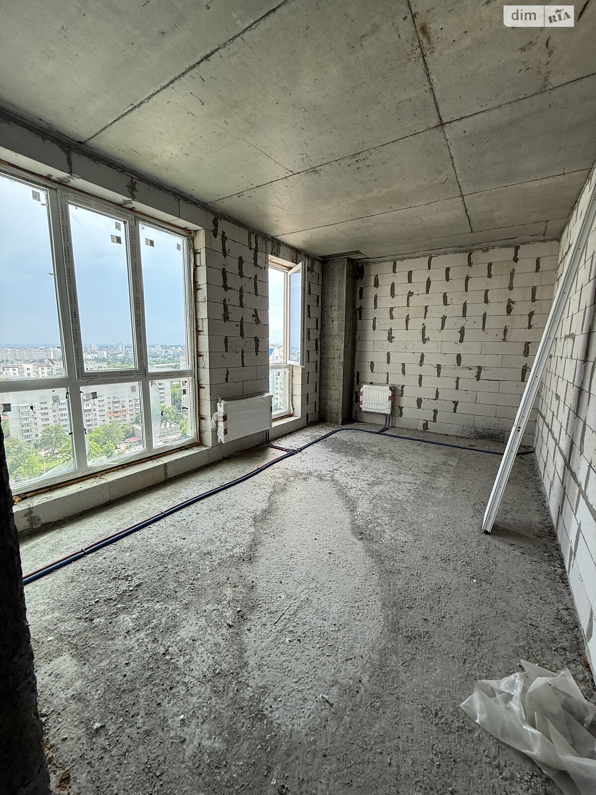 Продаж трикімнатної квартири в Харкові, на вул. Сухумська 22, район Павлівка фото 1 Продаж трикімнатної квартири в Харкові, на вул. Сухумська 22, район Павлівка фото 1