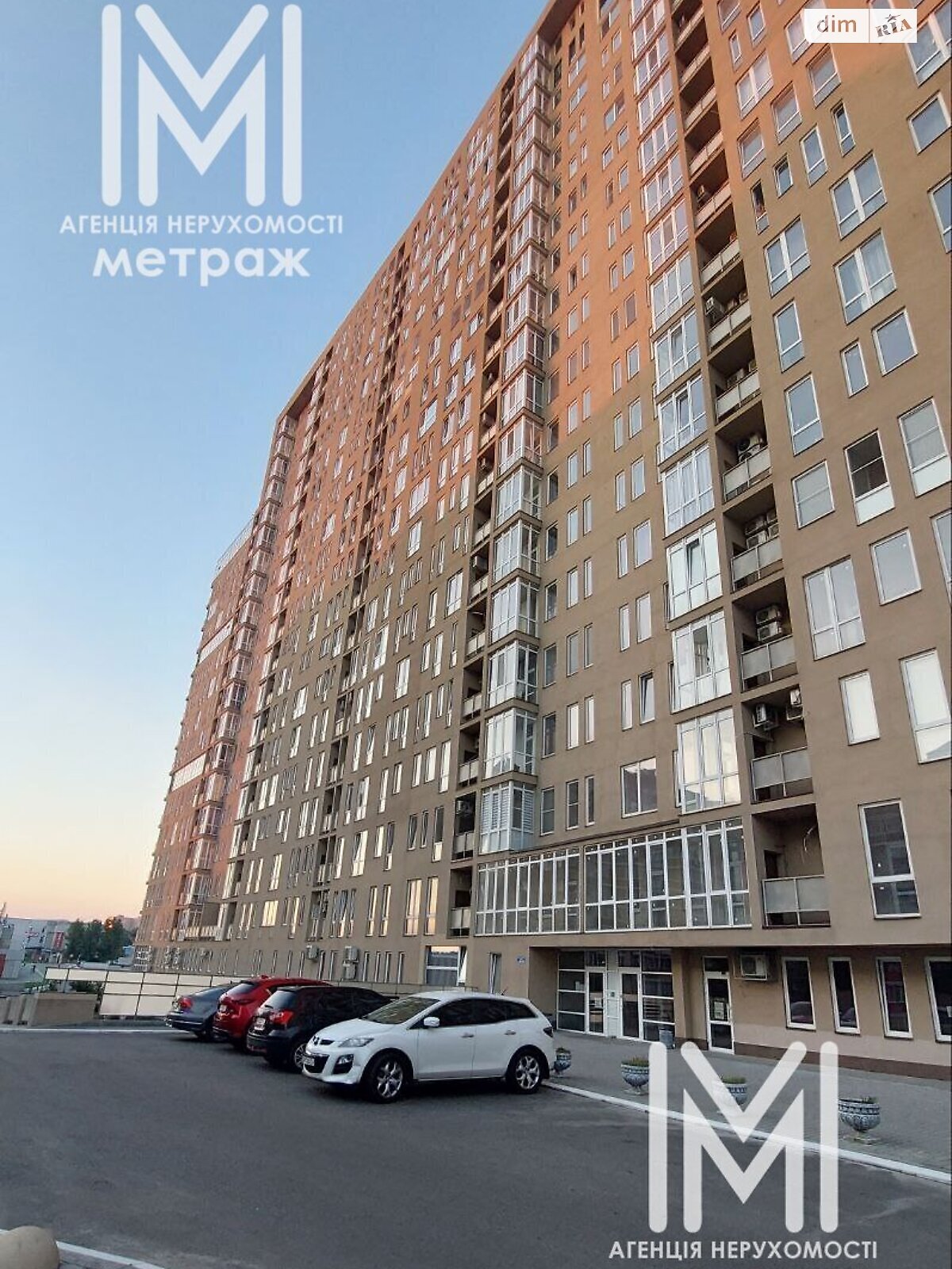 Продажа трехкомнатной квартиры в Харькове, на ул. Сухумская, район Павловка фото 1 Продажа трехкомнатной квартиры в Харькове, на ул. Сухумская, район Павловка фото 1