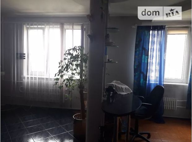 Продажа трехкомнатной квартиры в Харькове, на ул. Залесская район Павловка фото 1 Продажа трехкомнатной квартиры в Харькове, на ул. Залесская район Павловка фото 1