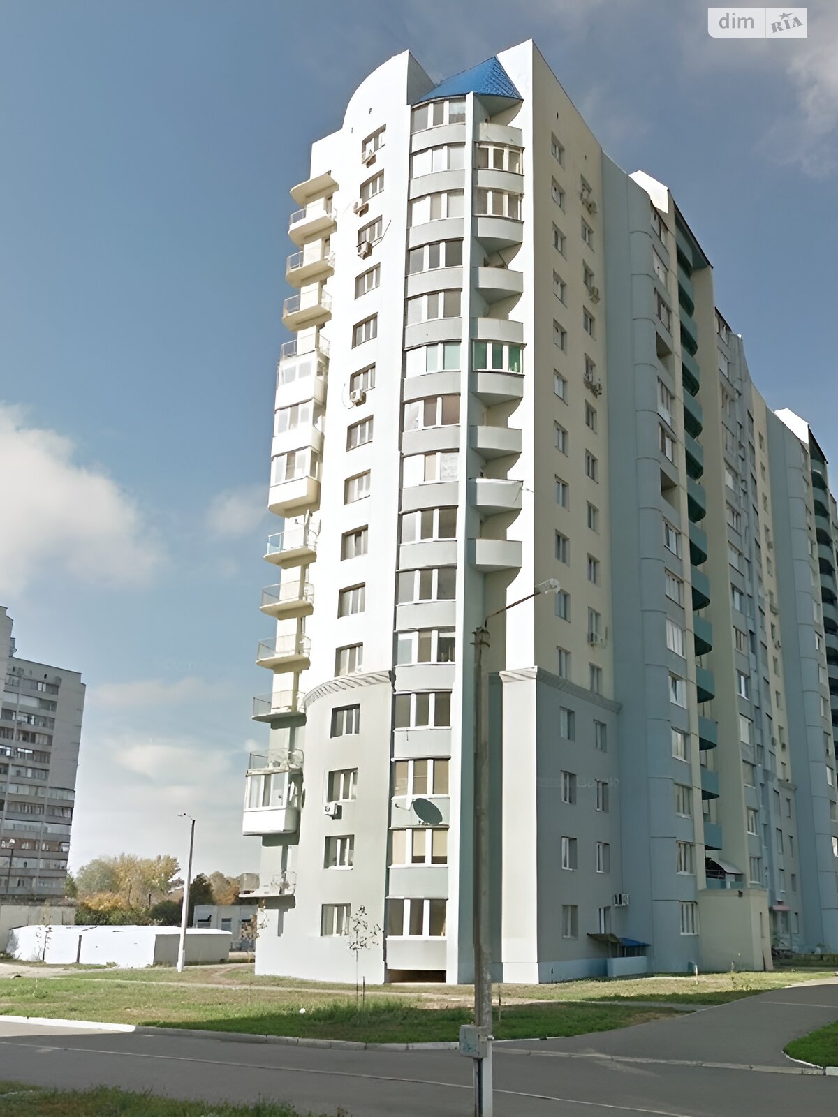 Продажа трехкомнатной квартиры в Харькове, на ул. Залесская 5, район Павловка фото 1 Продажа трехкомнатной квартиры в Харькове, на ул. Залесская 5, район Павловка фото 1