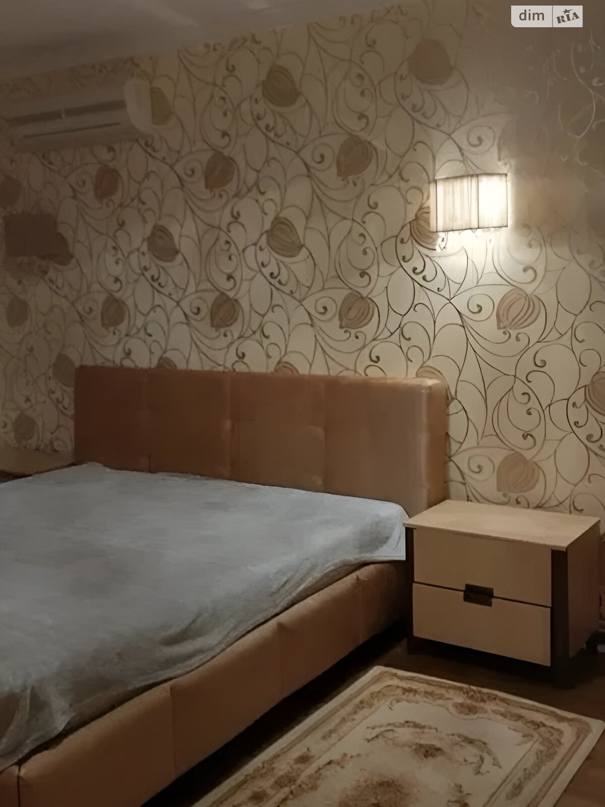 Продажа трехкомнатной квартиры в Харькове, на ул. Залесская 5, район Павловка фото 1 Продажа трехкомнатной квартиры в Харькове, на ул. Залесская 5, район Павловка фото 1