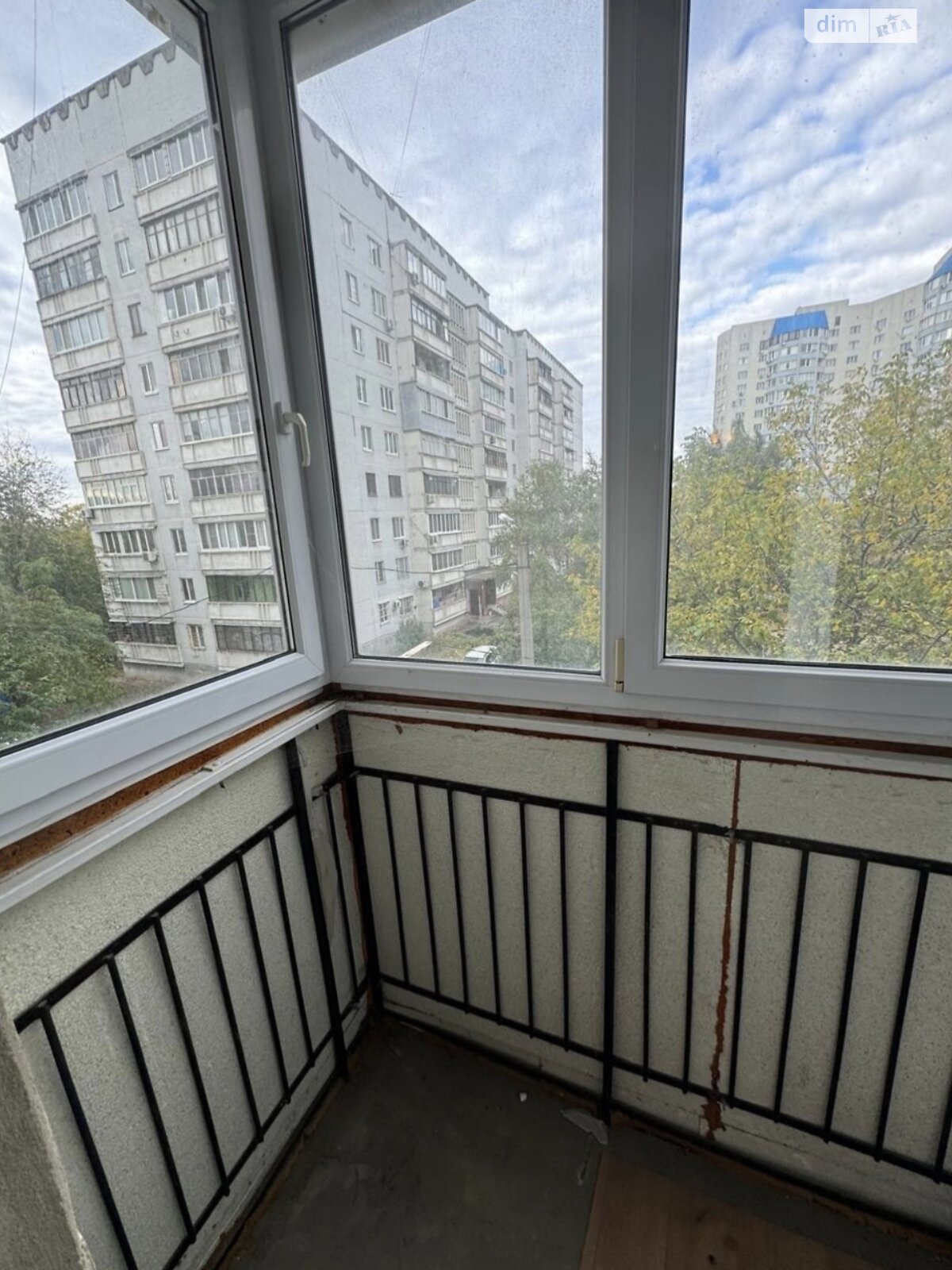 Продажа трехкомнатной квартиры в Харькове, на ул. Залесская 1А, район Павловка фото 1 Продажа трехкомнатной квартиры в Харькове, на ул. Залесская 1А, район Павловка фото 1