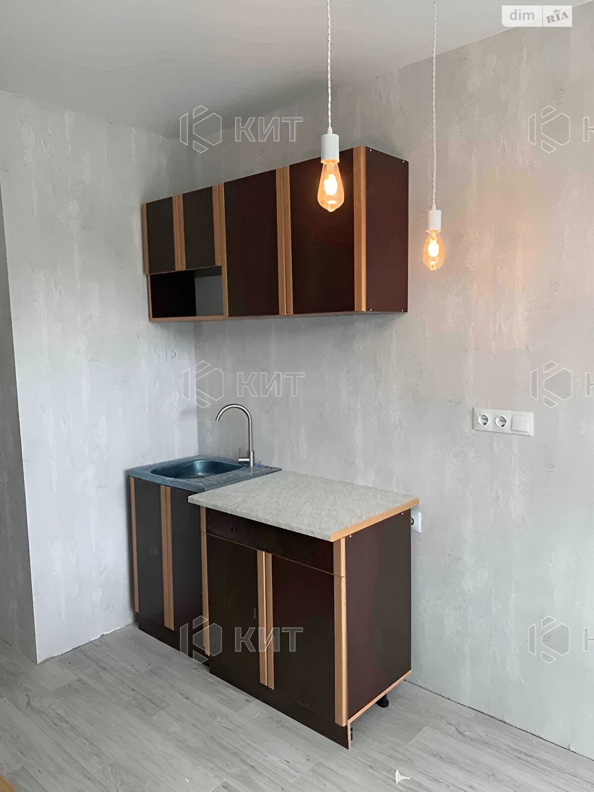 Продаж однокімнатної квартири в Харкові, на вул. Весела 24, район Павлівка фото 1 Продаж однокімнатної квартири в Харкові, на вул. Весела 24, район Павлівка фото 1