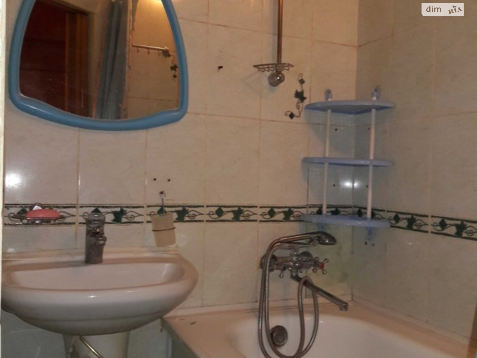 Продажа трехкомнатной квартиры в Харькове, на ул. Двадцать Третьего Августа 13А, район Павлово Поле фото 1 Продажа трехкомнатной квартиры в Харькове, на ул. Двадцать Третьего Августа 13А, район Павлово Поле фото 1
