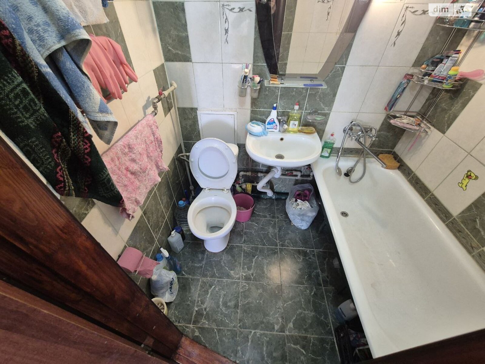 Продажа двухкомнатной квартиры в Харькове, на ул. Двадцать Третьего Августа 13, район Павлово Поле фото 1 Продажа двухкомнатной квартиры в Харькове, на ул. Двадцать Третьего Августа 13, район Павлово Поле фото 1