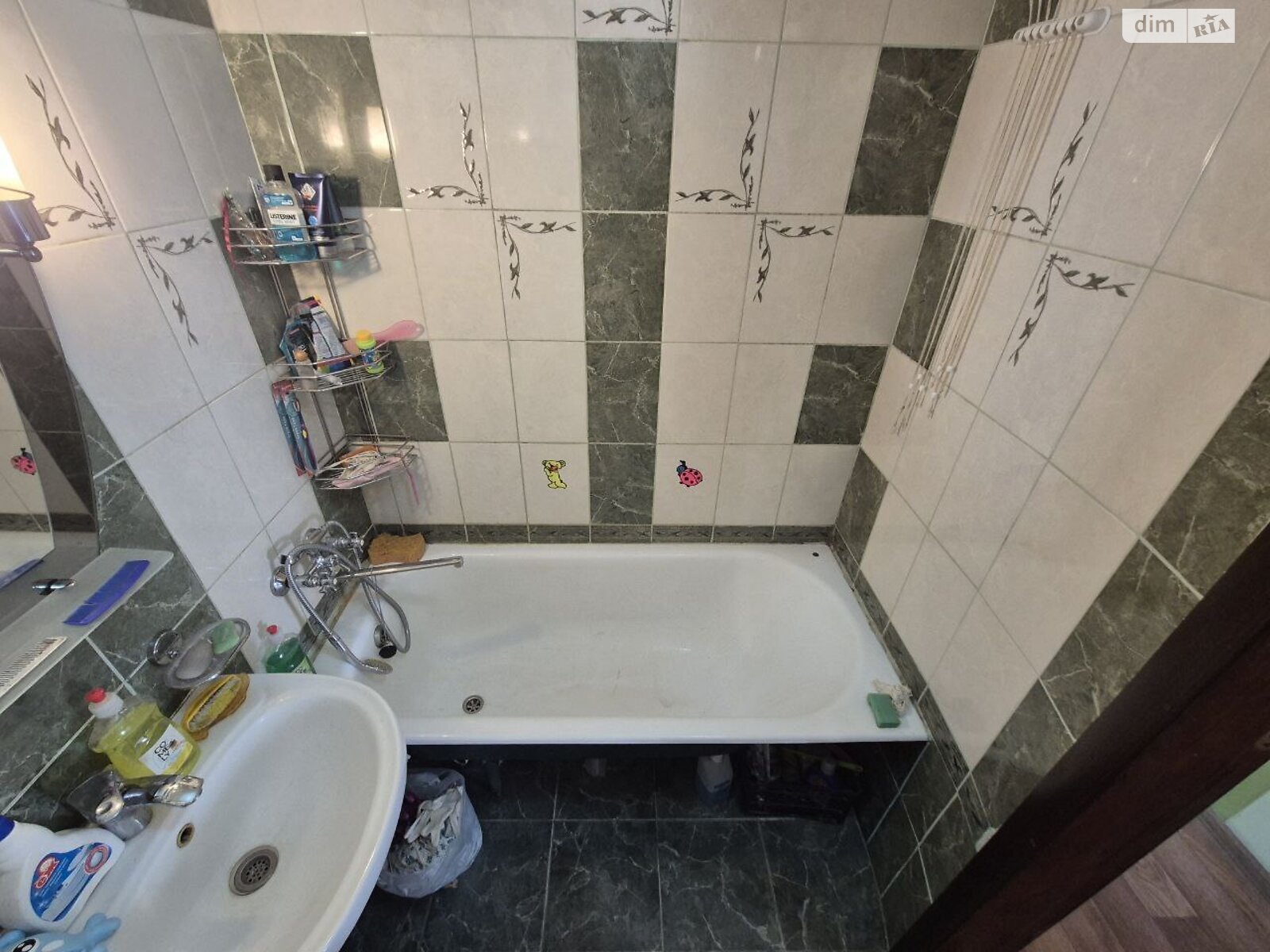 Продажа двухкомнатной квартиры в Харькове, на ул. Двадцать Третьего Августа 13, район Павлово Поле фото 1 Продажа двухкомнатной квартиры в Харькове, на ул. Двадцать Третьего Августа 13, район Павлово Поле фото 1