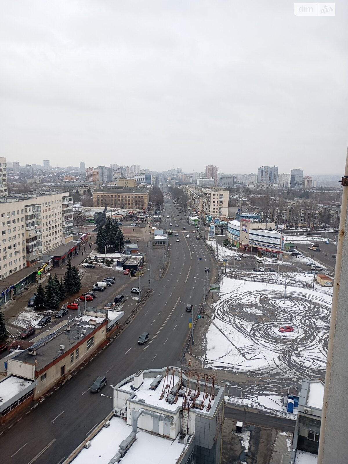 Продаж трикімнатної квартири в Харкові, на просп. Науки 43/1, район Павлове Поле фото 1 Продаж трикімнатної квартири в Харкові, на просп. Науки 43/1, район Павлове Поле фото 1