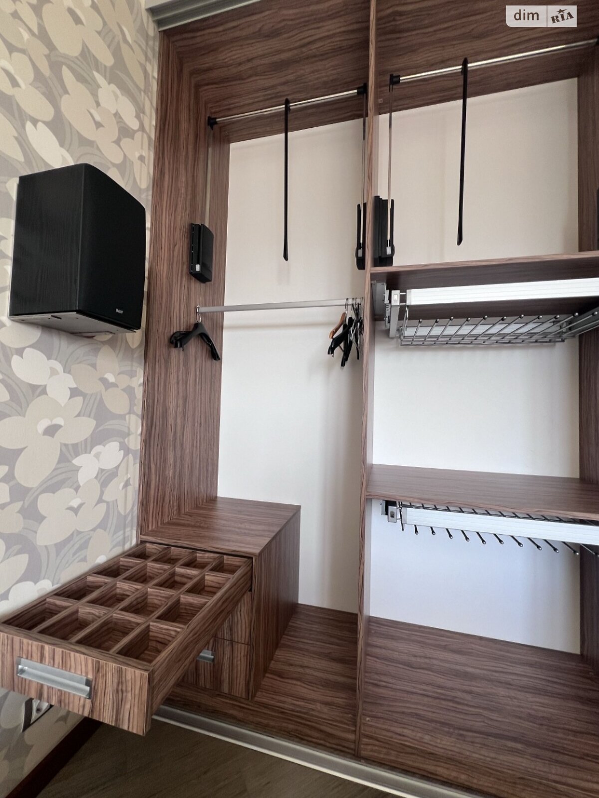 Продаж двокімнатної квартири в Харкові, на просп. Науки 47/1, район Павлове Поле фото 1 Продаж двокімнатної квартири в Харкові, на просп. Науки 47/1, район Павлове Поле фото 1