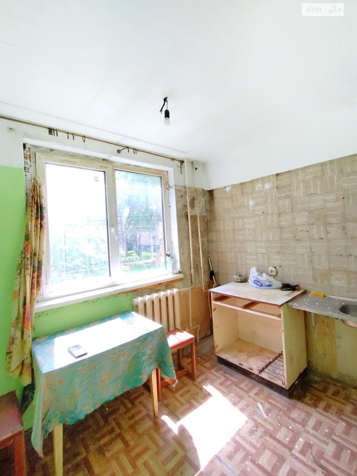 Продаж однокімнатної квартири в Харкові, на просп. Науки 82, район Павлове Поле фото 1 Продаж однокімнатної квартири в Харкові, на просп. Науки 82, район Павлове Поле фото 1