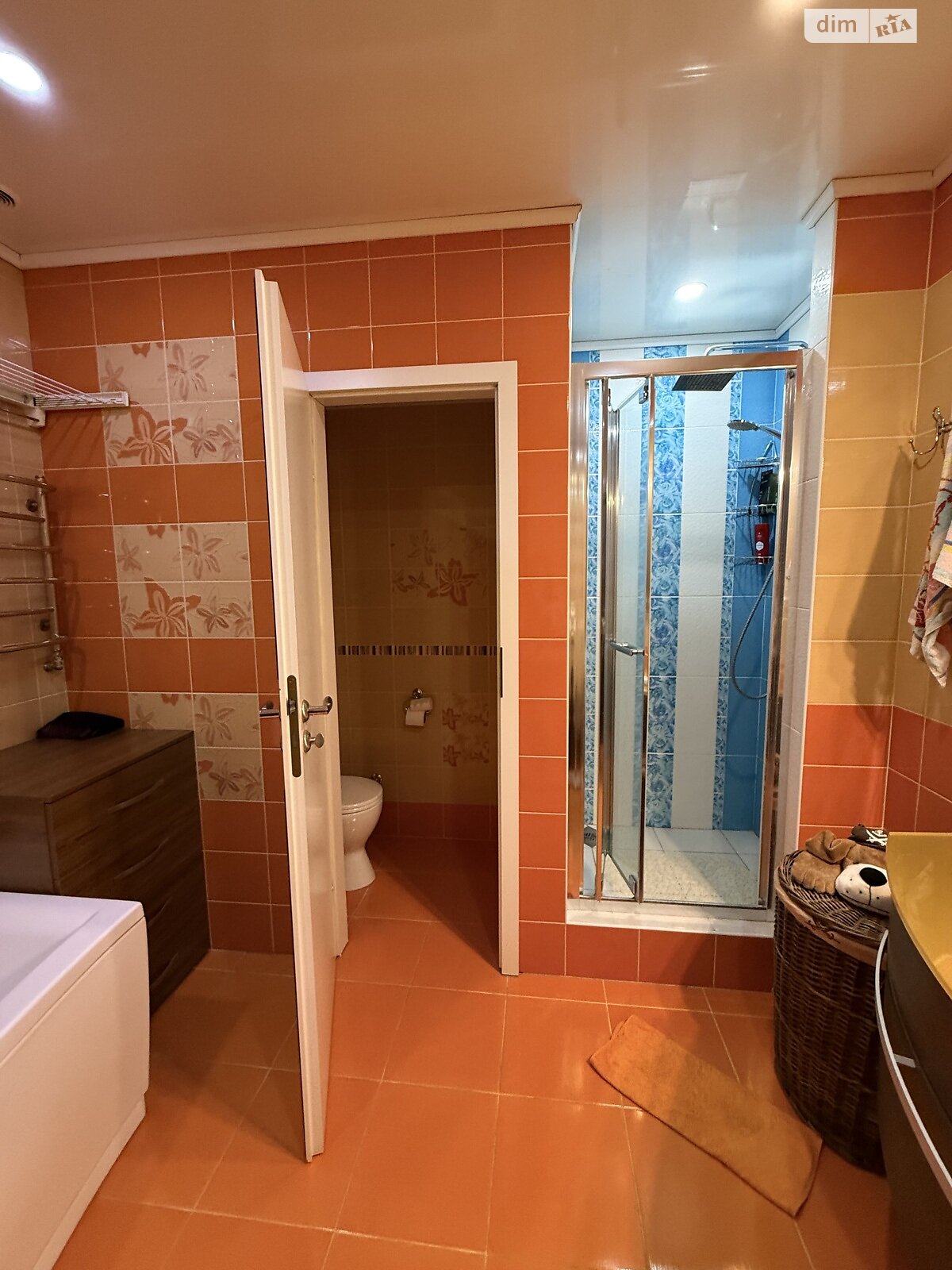 Продажа трехкомнатной квартиры в Харькове, на просп. Науки 77, район Павлово Поле фото 1 Продажа трехкомнатной квартиры в Харькове, на просп. Науки 77, район Павлово Поле фото 1