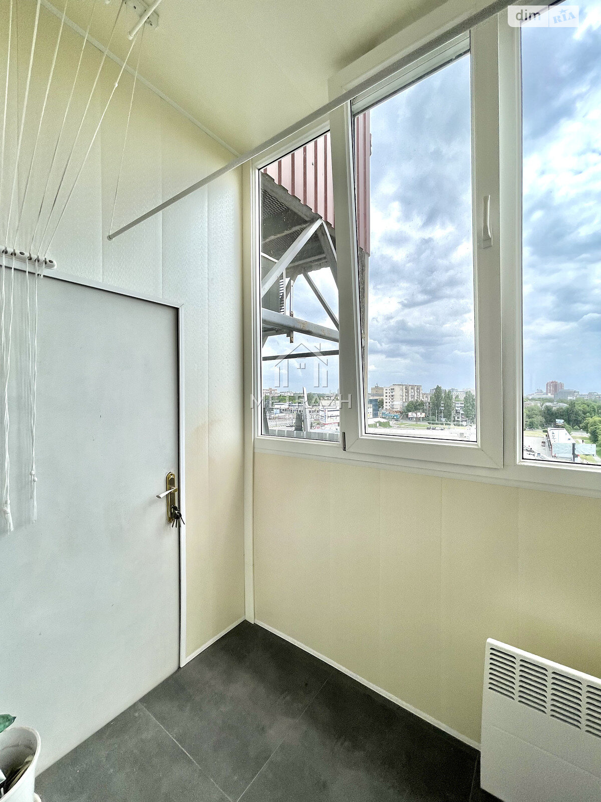 Продажа двухкомнатной квартиры в Харькове, на просп. Науки 47/1, район Павлово Поле фото 1 Продажа двухкомнатной квартиры в Харькове, на просп. Науки 47/1, район Павлово Поле фото 1