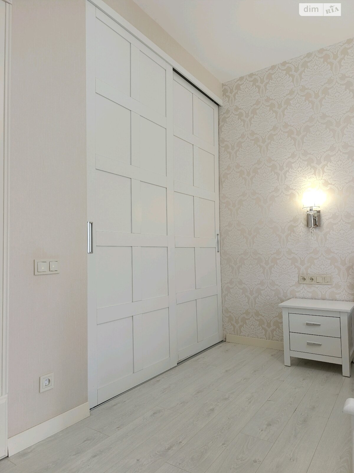 Продажа двухкомнатной квартиры в Харькове, на просп. Науки 45Б, район Павлово Поле фото 1 Продажа двухкомнатной квартиры в Харькове, на просп. Науки 45Б, район Павлово Поле фото 1