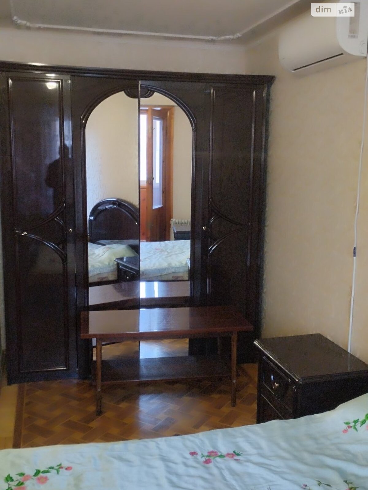 Продажа трехкомнатной квартиры в Харькове, на ул. Старицкого 15, район Павлово Поле фото 1 Продажа трехкомнатной квартиры в Харькове, на ул. Старицкого 15, район Павлово Поле фото 1