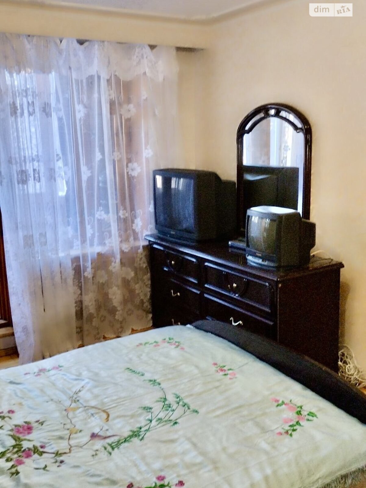 Продажа трехкомнатной квартиры в Харькове, на ул. Старицкого 15, район Павлово Поле фото 1 Продажа трехкомнатной квартиры в Харькове, на ул. Старицкого 15, район Павлово Поле фото 1