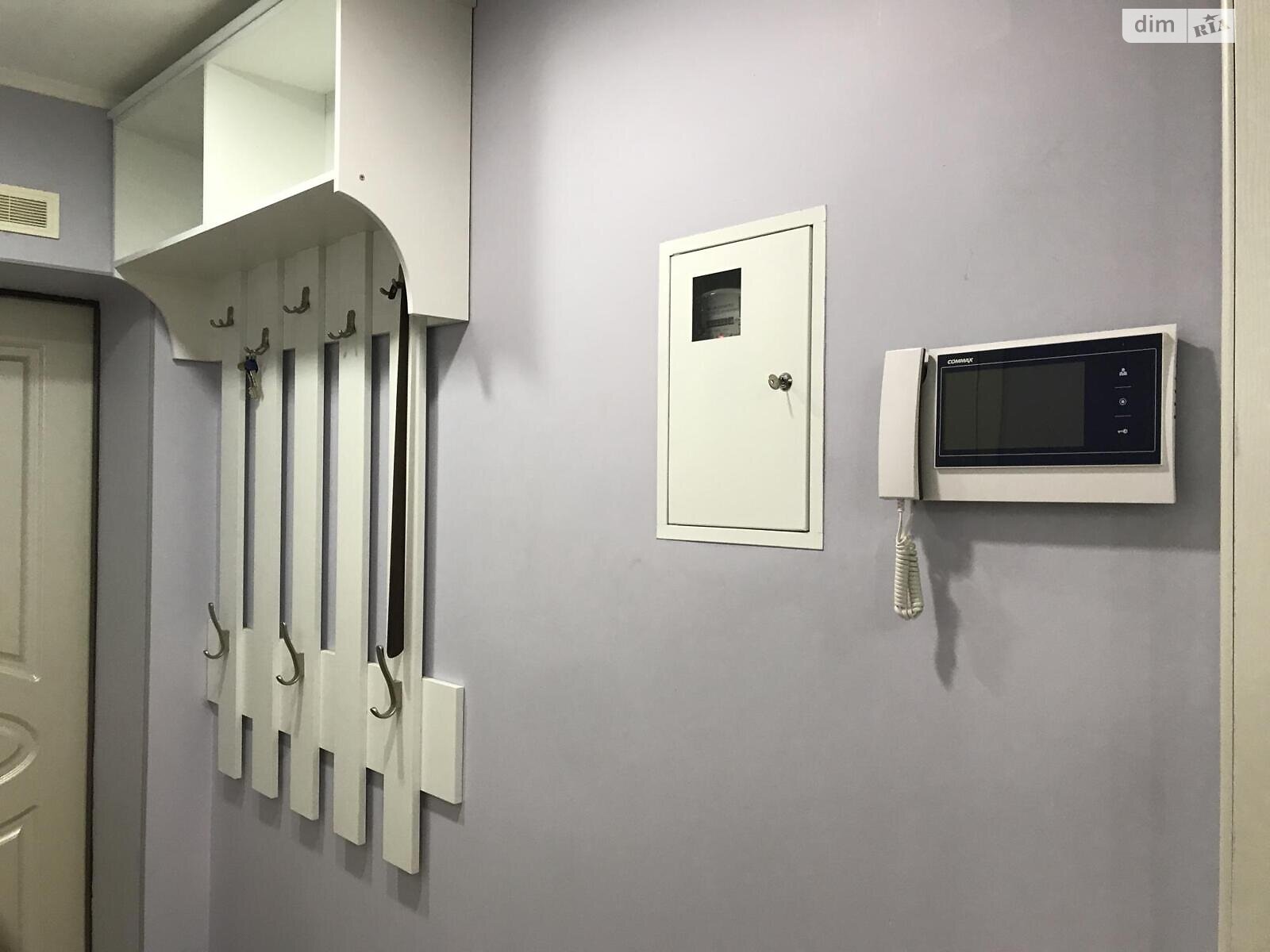 Продажа трехкомнатной квартиры в Харькове, на ул. Защитников Неба 52, район Павлово Поле фото 1 Продажа трехкомнатной квартиры в Харькове, на ул. Защитников Неба 52, район Павлово Поле фото 1