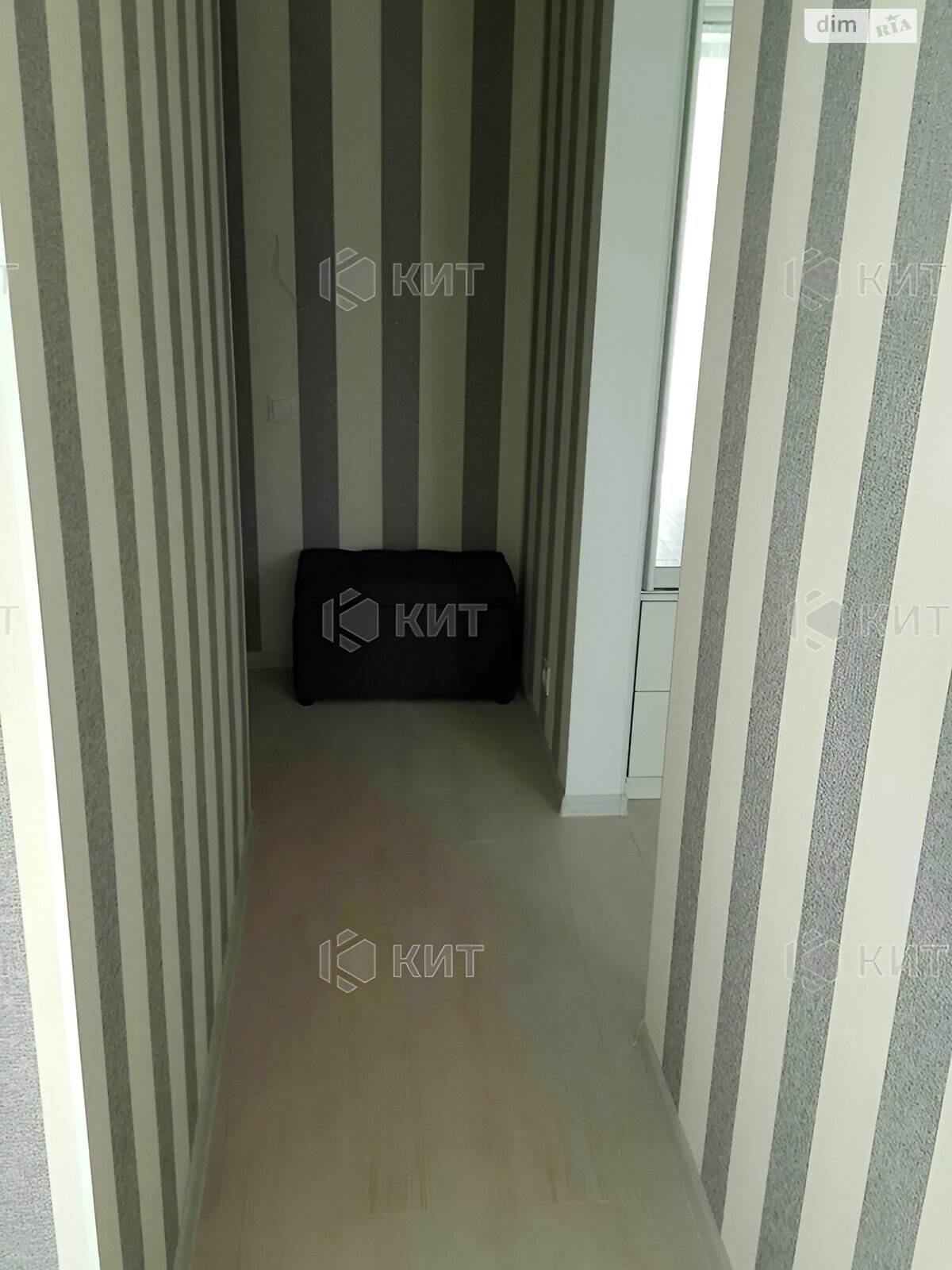 Продаж однокімнатної квартири в Харкові, на просп. Науки 64, район Павлове Поле фото 1 Продаж однокімнатної квартири в Харкові, на просп. Науки 64, район Павлове Поле фото 1