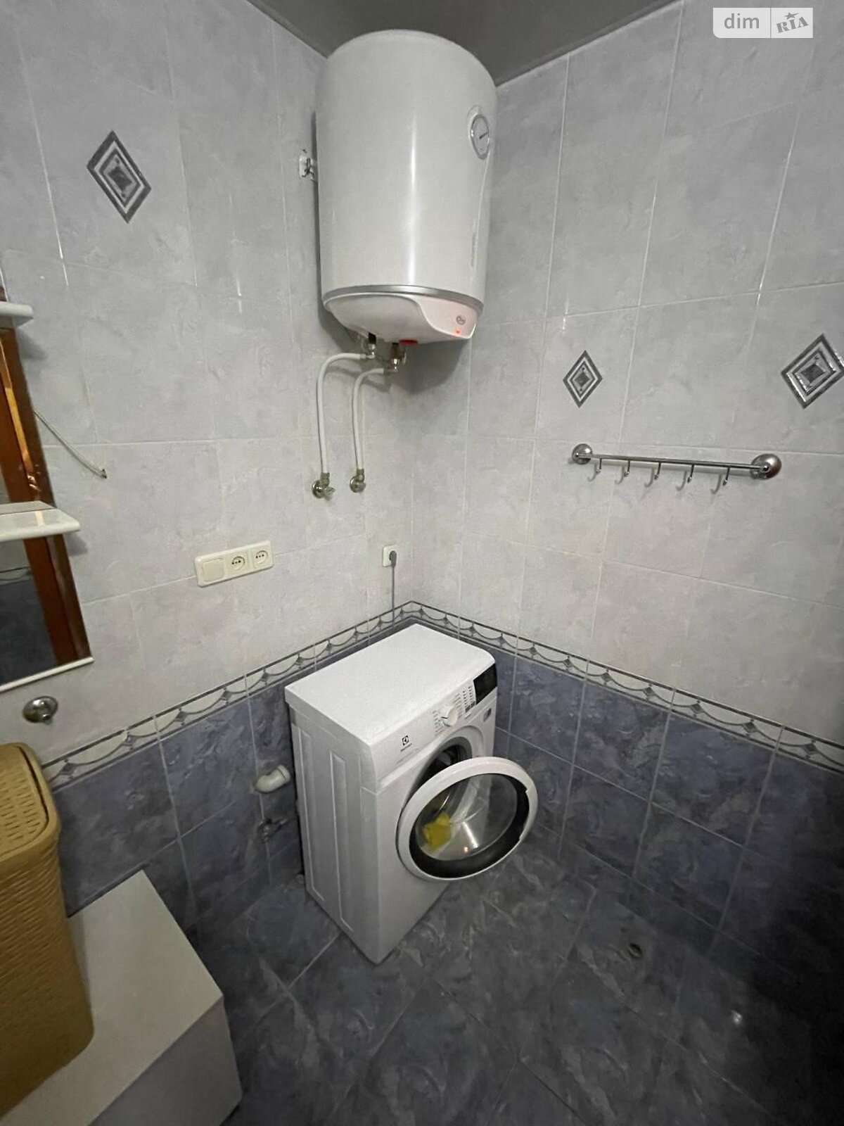 Продаж трикімнатної квартири в Харкові, на вул. Олексія Дерев'янка 3Б, район Павлове Поле фото 1 Продаж трикімнатної квартири в Харкові, на вул. Олексія Дерев'янка 3Б, район Павлове Поле фото 1