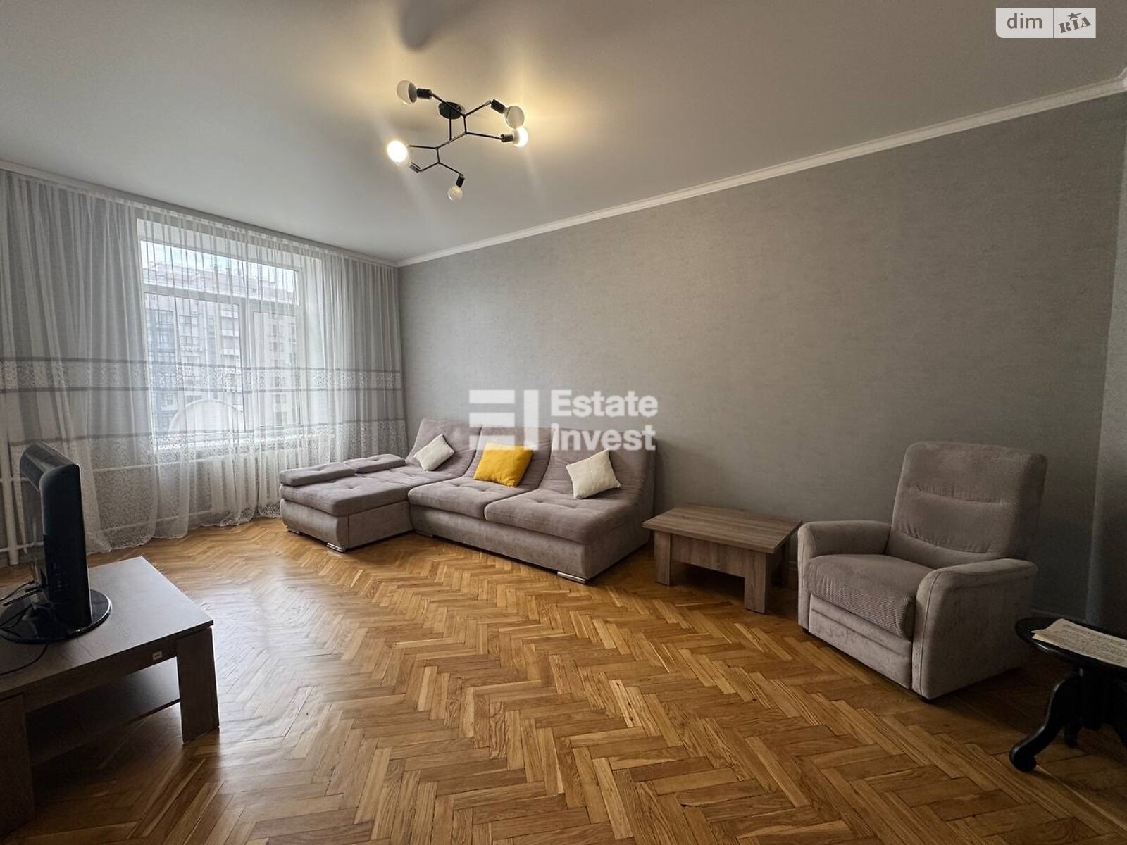 Продажа двухкомнатной квартиры в Харькове, на майд. Павловский 2, район Подол фото 1 Продажа двухкомнатной квартиры в Харькове, на майд. Павловский 2, район Подол фото 1