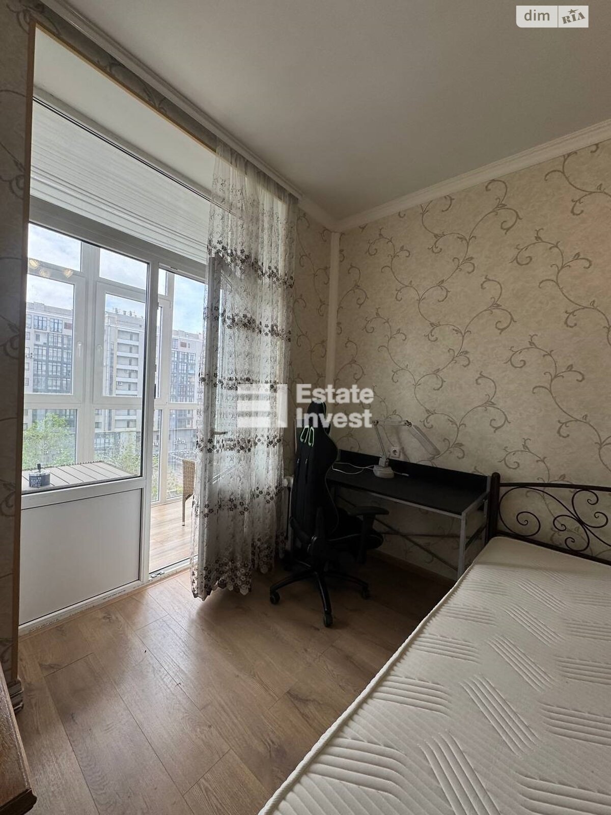 Продажа двухкомнатной квартиры в Харькове, на майд. Павловский 2, район Подол фото 1 Продажа двухкомнатной квартиры в Харькове, на майд. Павловский 2, район Подол фото 1