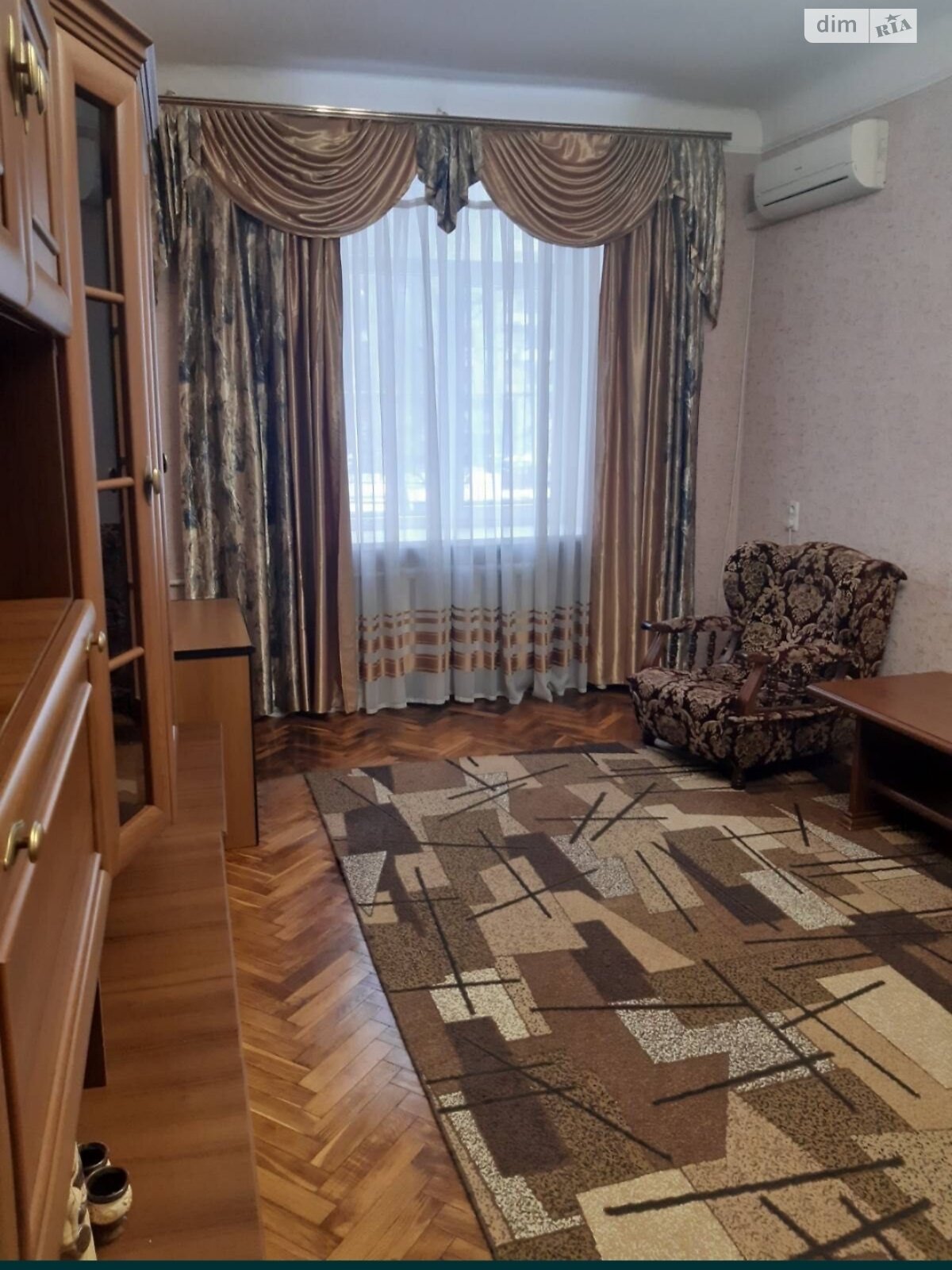 Продаж двокімнатної квартири в Харкові, на майд. Павлівський 2, район Поділ фото 1 Продаж двокімнатної квартири в Харкові, на майд. Павлівський 2, район Поділ фото 1