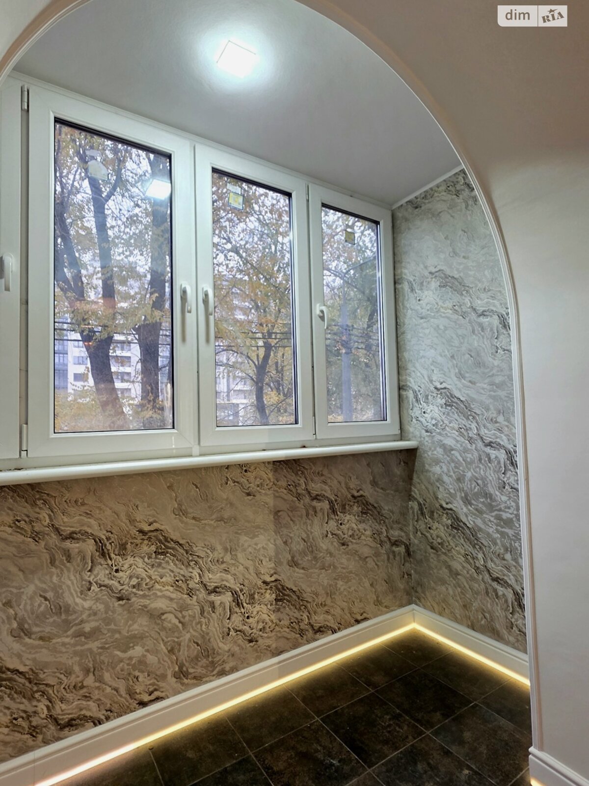 Продажа трехкомнатной квартиры в Харькове, на майд. Павловский 2, район Подол фото 1