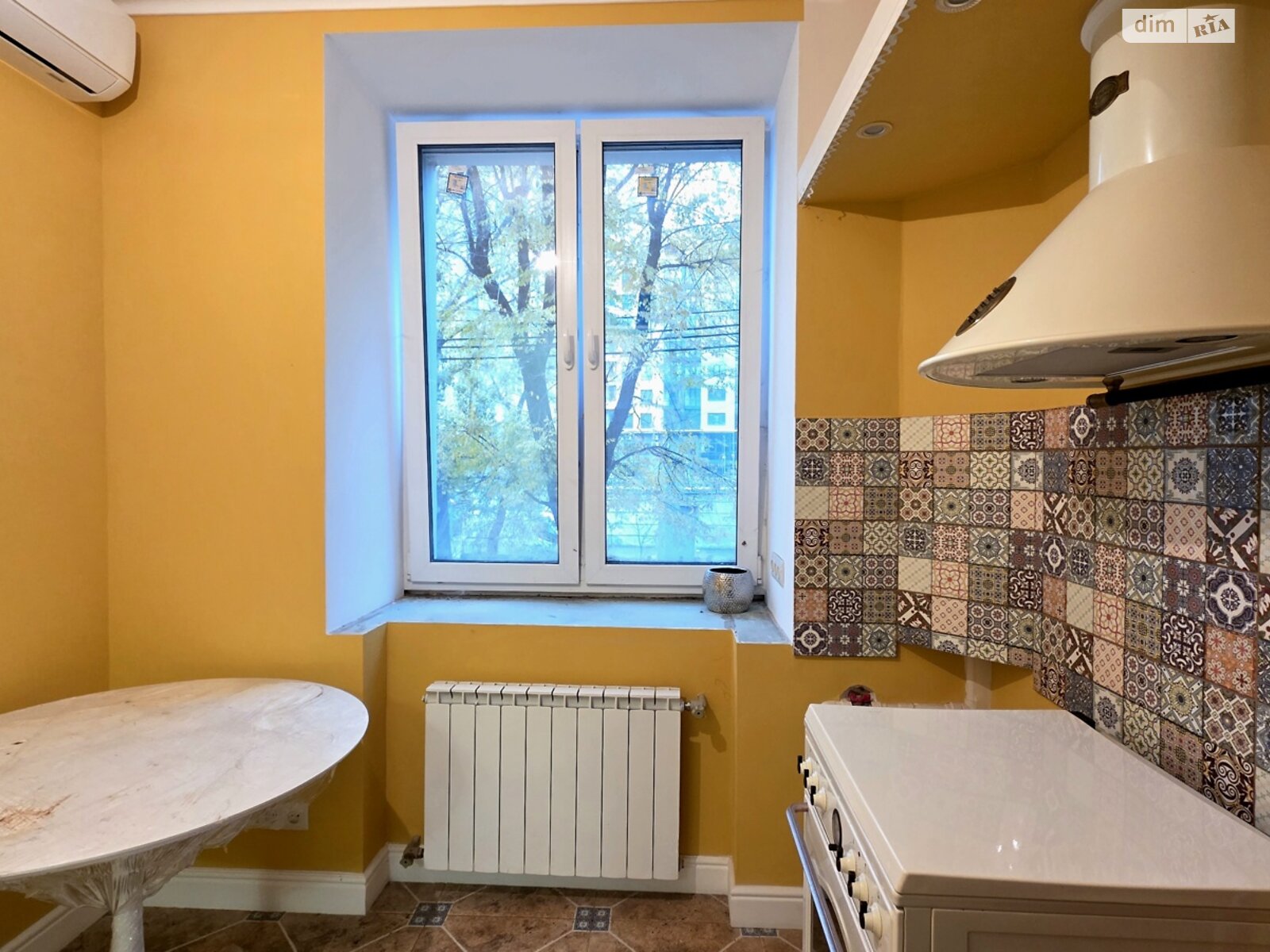 Продажа трехкомнатной квартиры в Харькове, на майд. Павловский 2, район Подол фото 1