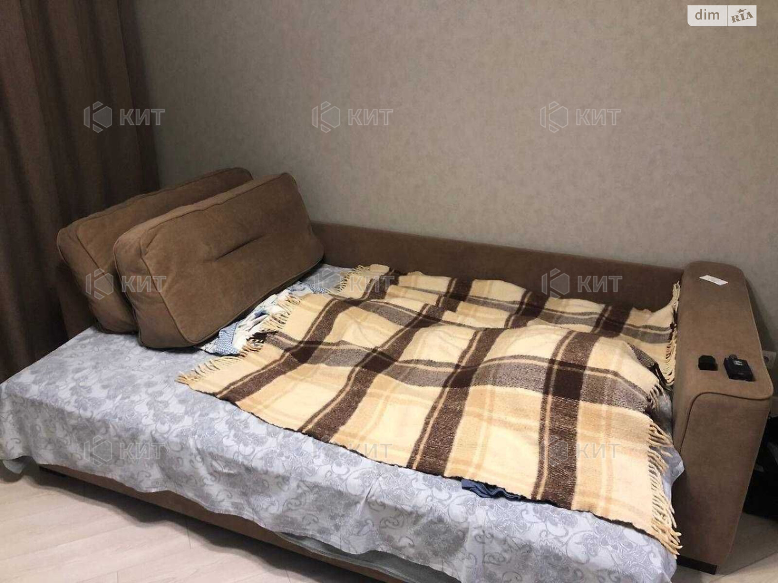 Продаж трикімнатної квартири в Харкові, на вул. Астрономічна 35А, район Селище Жуковського фото 1 Продаж трикімнатної квартири в Харкові, на вул. Астрономічна 35А, район Селище Жуковського фото 1
