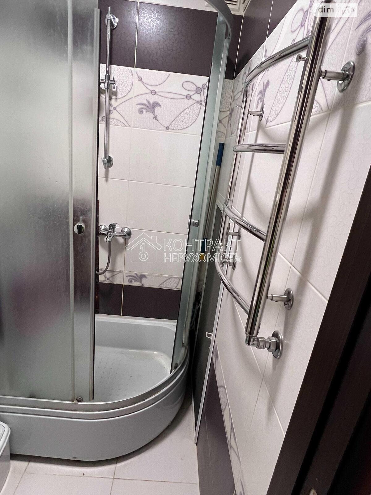 Продажа трехкомнатной квартиры в Харькове, на ул. Астрономическая, район Поселок Жуковского фото 1