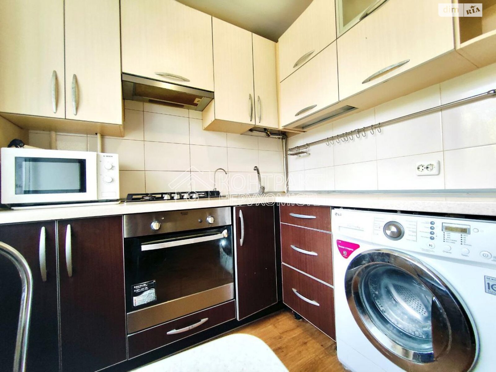 Продажа трехкомнатной квартиры в Харькове, на ул. Астрономическая, район Поселок Жуковского фото 1