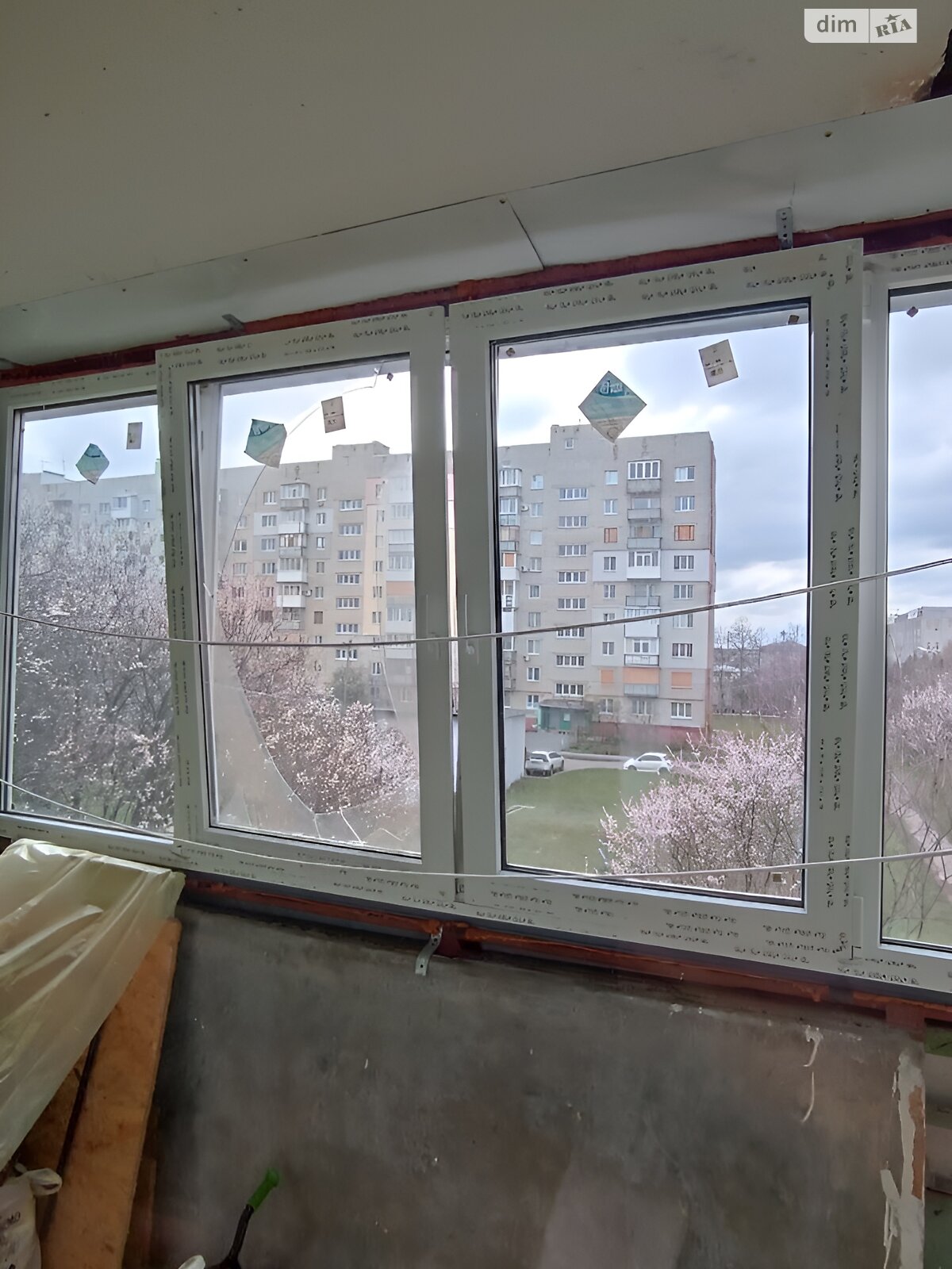 Продаж трикімнатної квартири в Харкові, на вул. Поздовжня 1Б, район Селище Жуковського фото 1 Продаж трикімнатної квартири в Харкові, на вул. Поздовжня 1Б, район Селище Жуковського фото 1