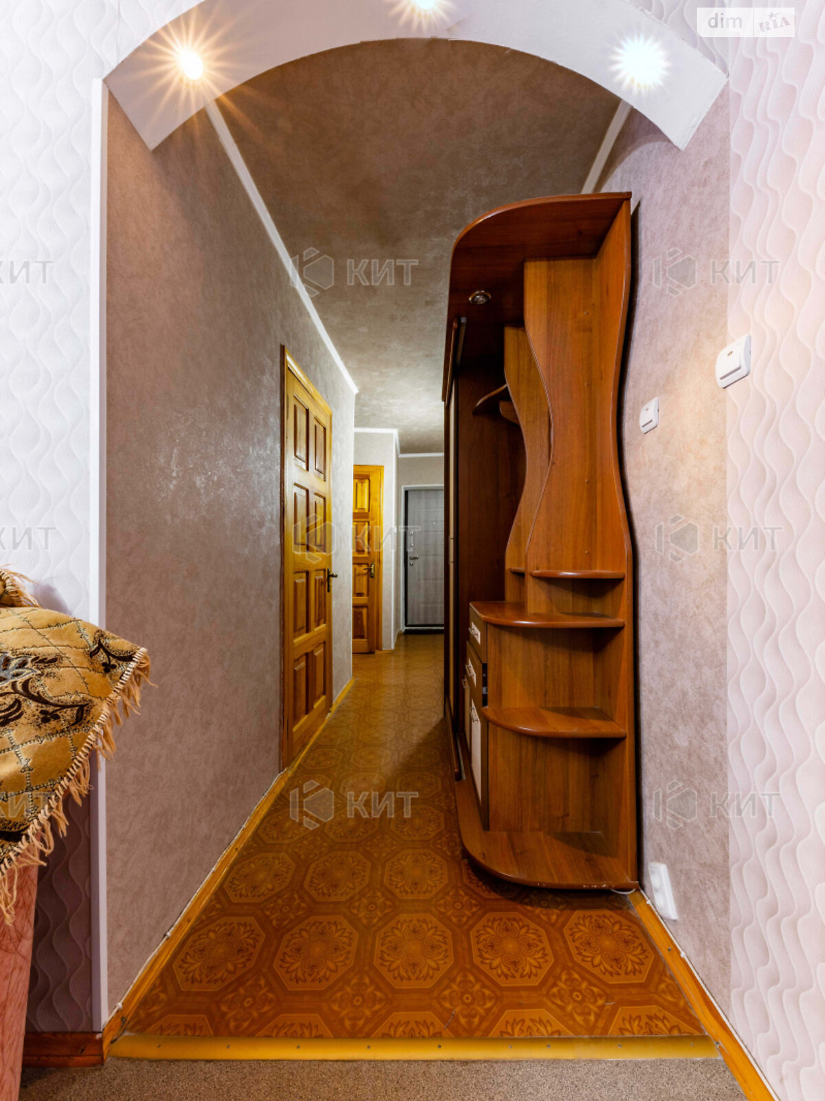 Продажа трехкомнатной квартиры в Харькове, на ул. Астрономическая 23, район Поселок Жуковского фото 1 Продажа трехкомнатной квартиры в Харькове, на ул. Астрономическая 23, район Поселок Жуковского фото 1