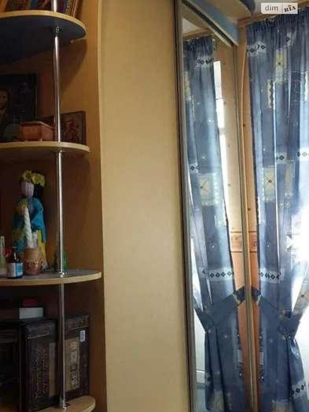 Продаж трикімнатної квартири в Харкові, на просп. Академіка Курчатова 8А, район П'ятихатки фото 1