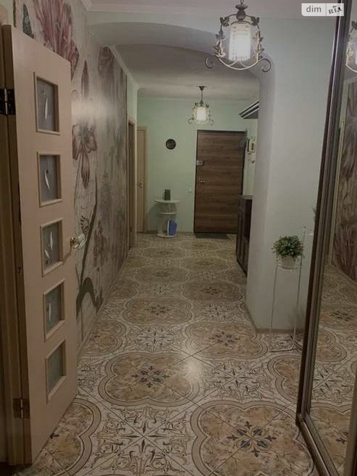 Продаж трикімнатної квартири в Харкові, на вул. Соборності України 208А, район Джерела фото 1 Продаж трикімнатної квартири в Харкові, на вул. Соборності України 208А, район Джерела фото 1
