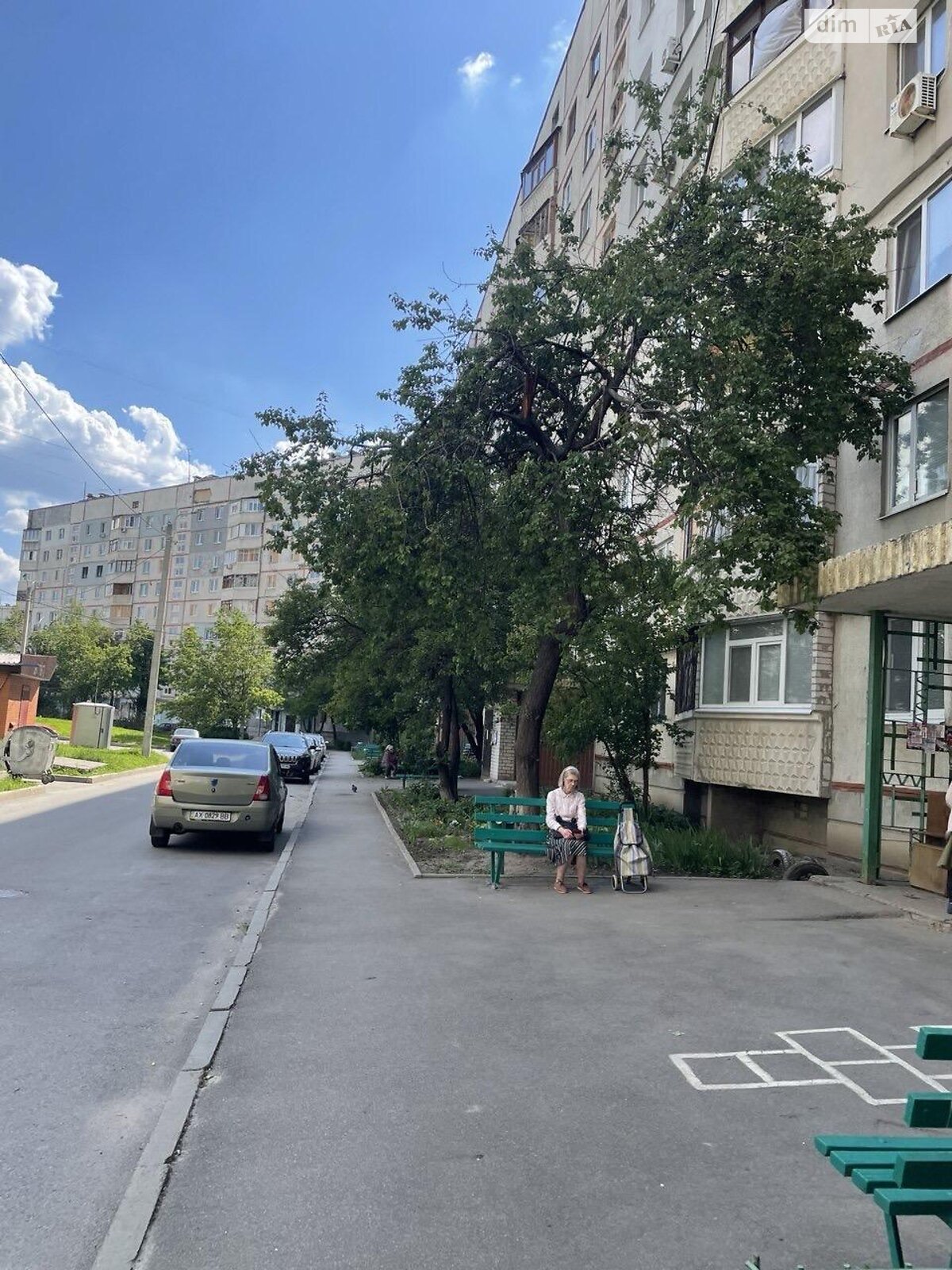 Продажа однокомнатной квартиры в Харькове, на ул. Леся Сердюка, район Родники фото 1 Продажа однокомнатной квартиры в Харькове, на ул. Леся Сердюка, район Родники фото 1
