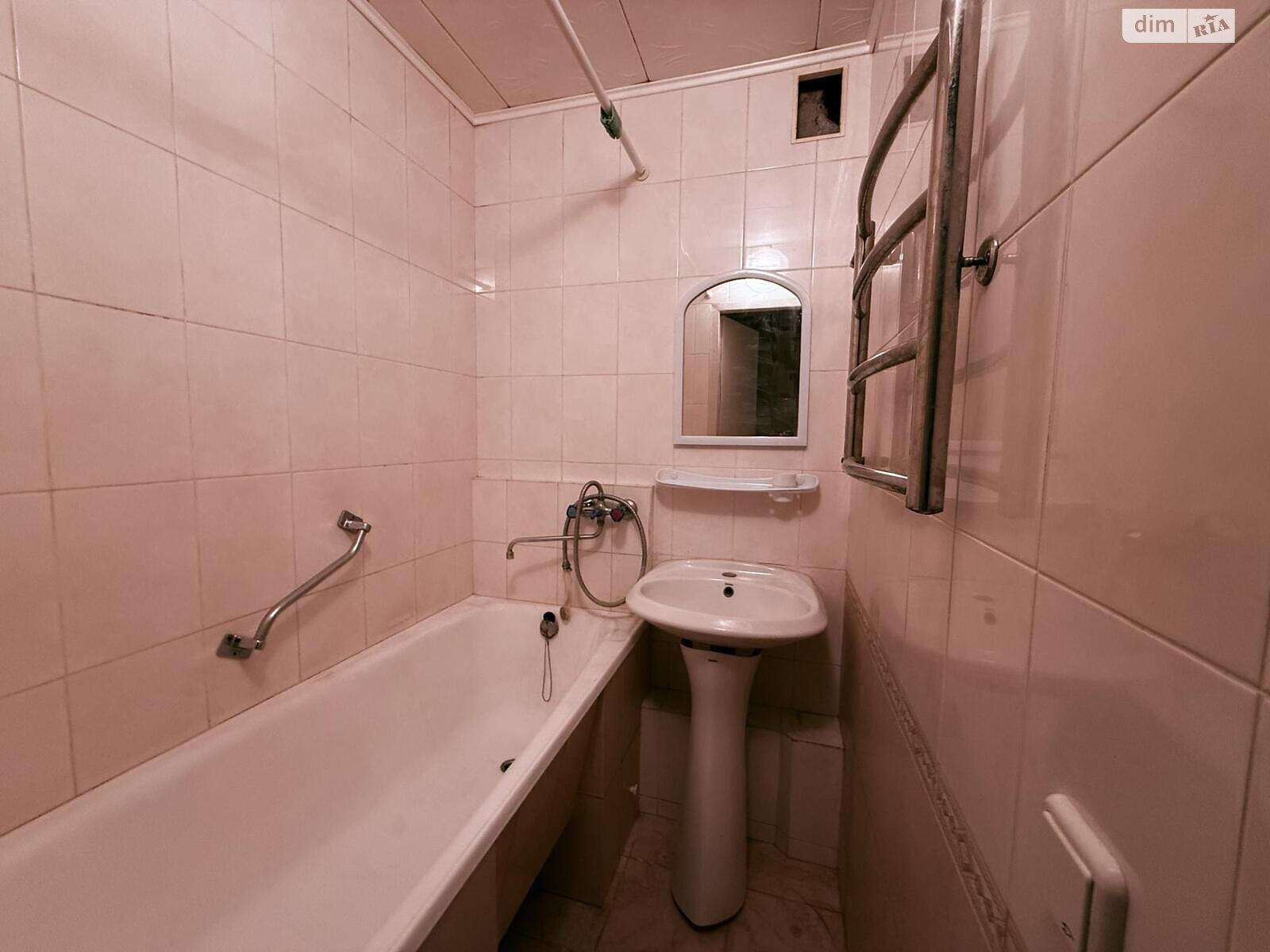 Продаж однокімнатної квартири в Харкові, на вул. Яни Червоної, район Джерела фото 1