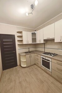 Продажа однокомнатной квартиры в Харькове, на ул. 92 бригады, район Роганский фото 2 Продажа однокомнатной квартиры в Харькове, на ул. 92 бригады, район Роганский фото 2