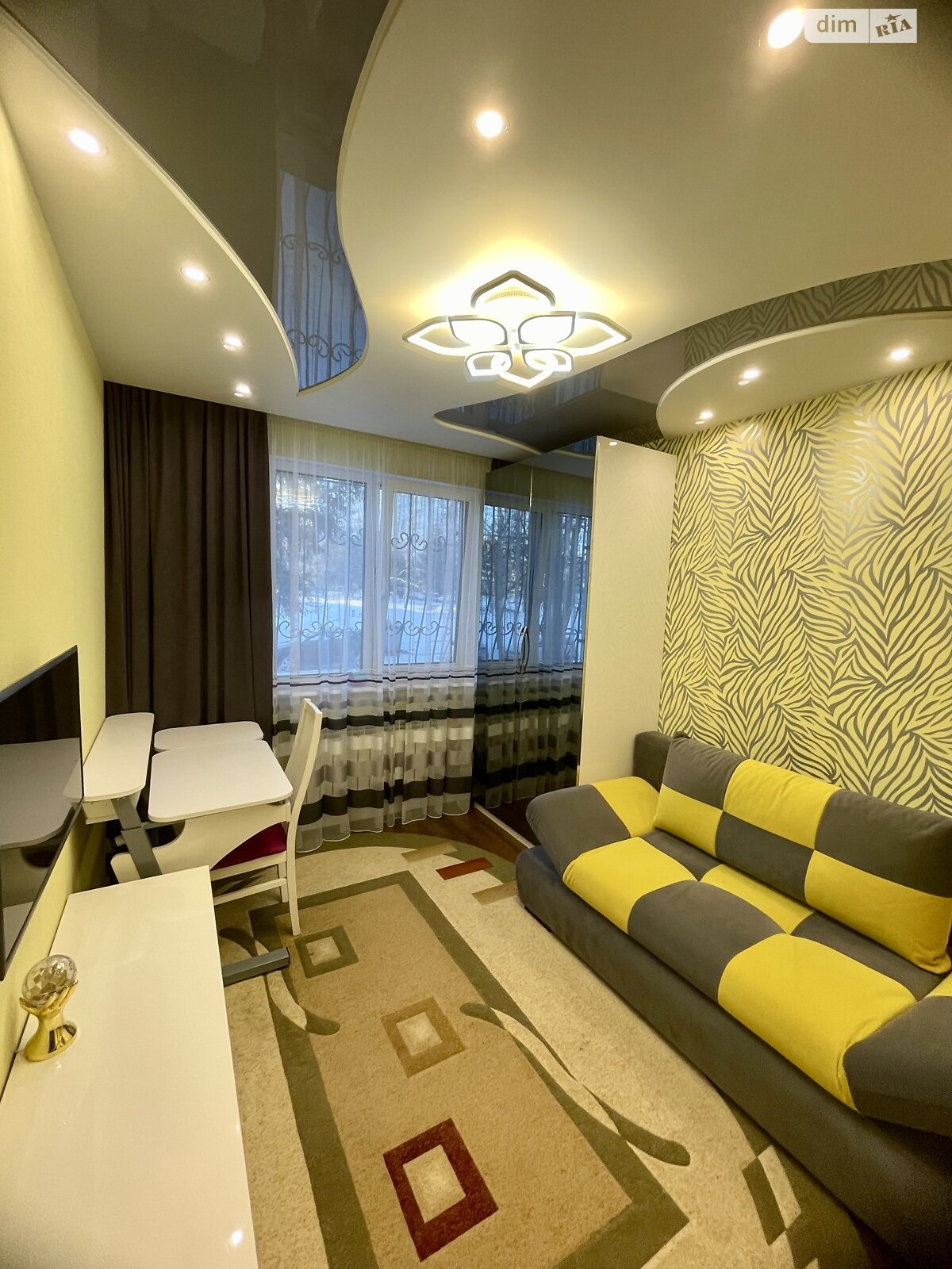 Продажа трехкомнатной квартиры в Харькове, на ул. 92 бригады 45, кв. 74, район Роганский фото 1 Продажа трехкомнатной квартиры в Харькове, на ул. 92 бригады 45, кв. 74, район Роганский фото 1