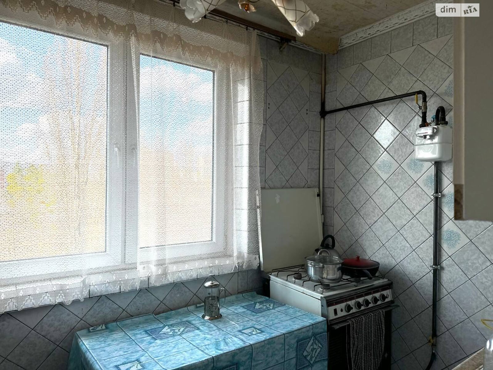 Продажа трехкомнатной квартиры в Харькове, на ул. Александра Зубарева 35, район Роганский фото 1