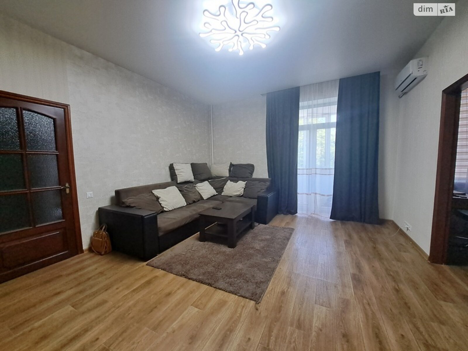 Продаж трикімнатної квартири в Харкові, на вул. Дудинської, район Рубанівка фото 1 Продаж трикімнатної квартири в Харкові, на вул. Дудинської, район Рубанівка фото 1